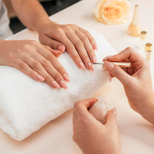 manicura semipermanente